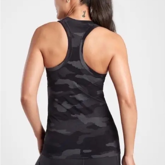 NWOT Athleta Black Camo Momentum Tank Top - Picture 3 of 7